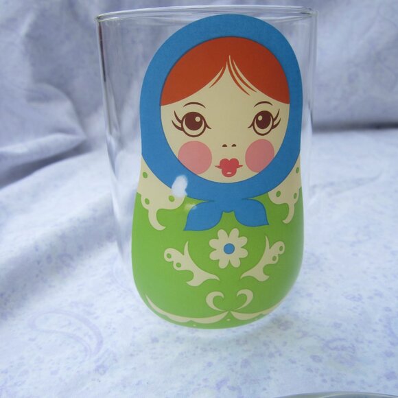 NESTING GLASS TUMBLER SET, HAND PAINTED NESTING DOLL MOTIF BABUSHKUPS - Picture 2 of 6